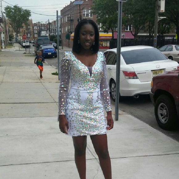 Dress - Picture 2 of 2
