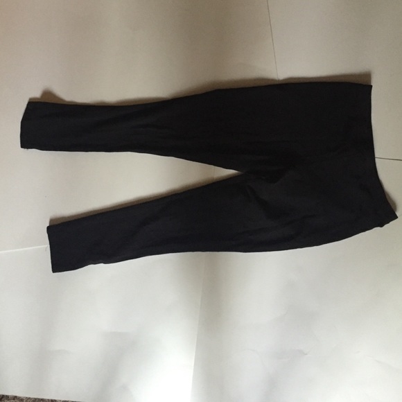 Black leggings