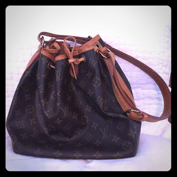 Louis Vuitton Noe shoulder bag