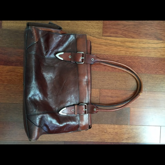 Leather tote