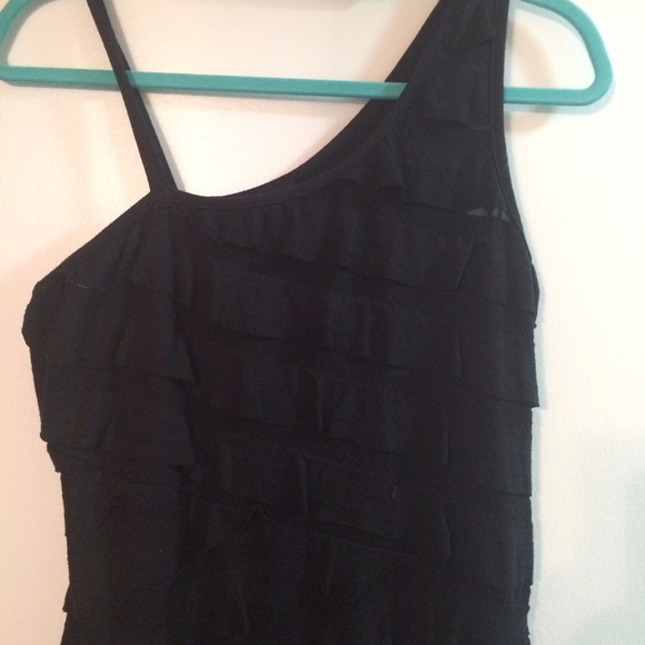 One shoulder ruffle and mesh dress - Picture 2 of 4