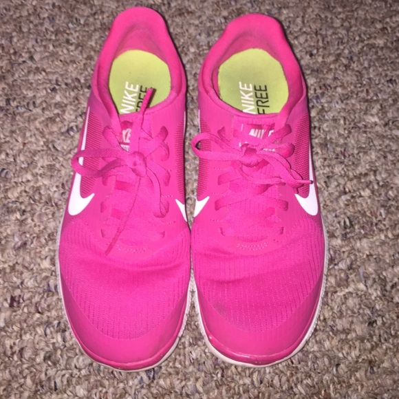 Nike free runs