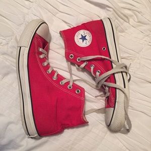 Red converse