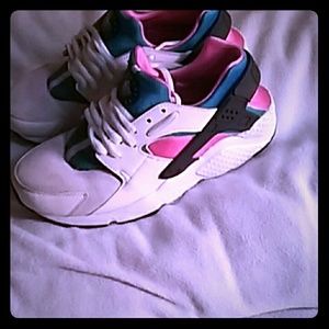 Huarache (pink blue & white)