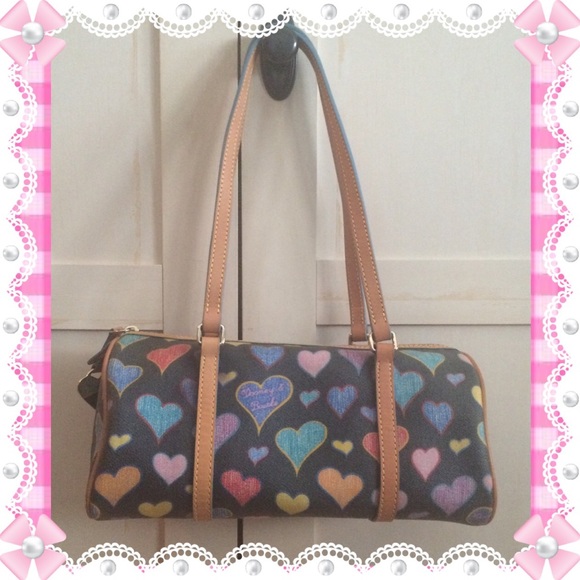 ✅ DOONEY & BOURKE PURSE 👜