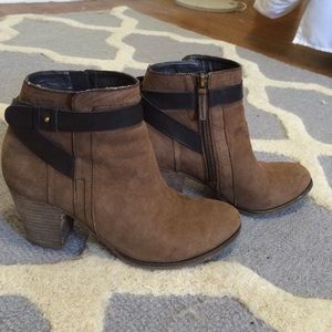 Franco Sarto ankle booties 9