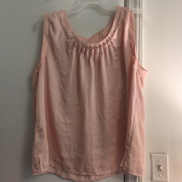 Talbot's peach polyester 2X top
