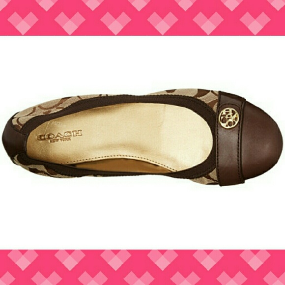 🐞SOLD~ COACH CHELSEY Signature Print Ballet Flats