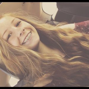 Meet your Posher, Makenzie