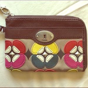 ✨hp / fossil 🔸 wristlet