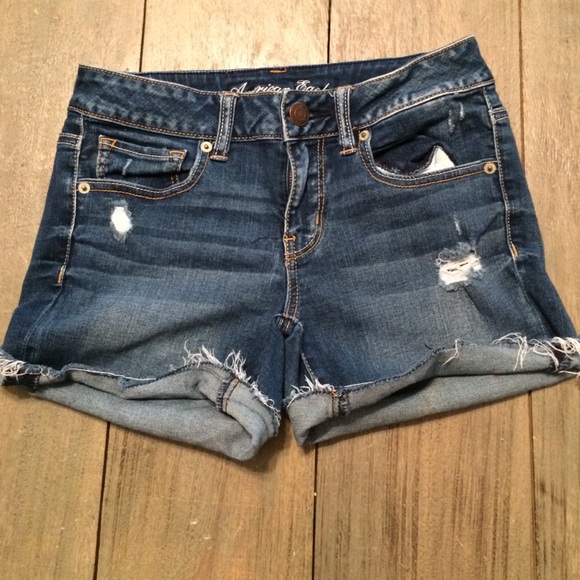 American eagle size 6 jean shorts