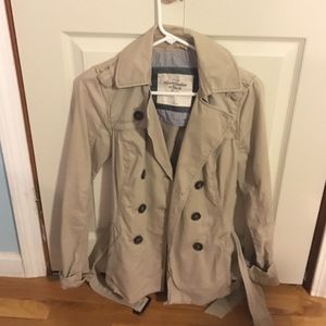 Abercrombie & Fitch Button Up Trench Coat