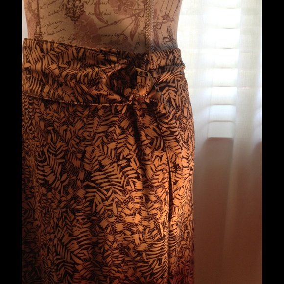 💫HP💫ANNE KLEIN Skirt & Blouse 2PC Set - Picture 3 of 4