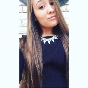 Meet your Posher, Claudia