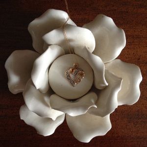 NWT 10K Gold, 1/4 Ct Diamond Love Necklace