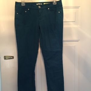 Green Indigo Rein skinny jean in size 9.