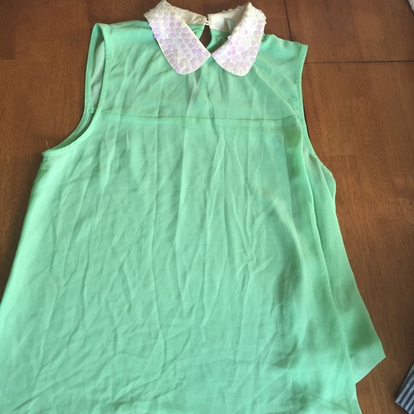 Forever 21 tank