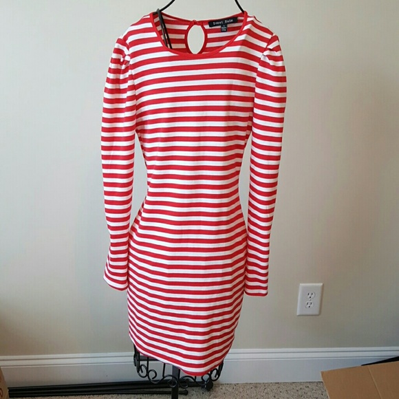 Red & White Striped Long Sleeved Dress Size Small