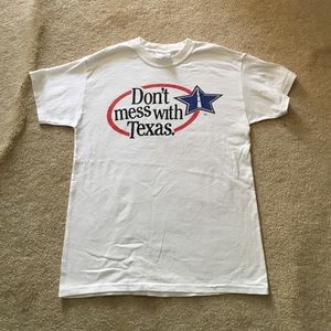 T-shirt!! BRAND NEW NEVER WORN