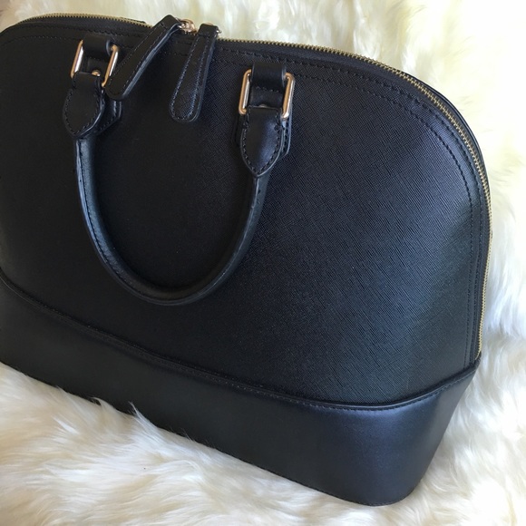 ❤️⚜Host Pick!⚜❤️ Saffiano Black Leather Satchel - Picture 4 of 4