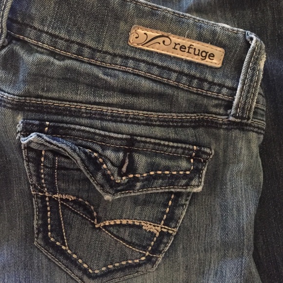 Light wash jeans