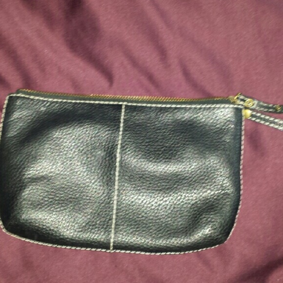 Nwot gap leather wristlet