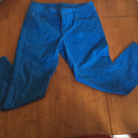 Royal Blue Capris