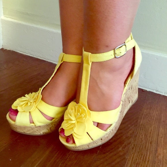 🌟SOLD🌟Summer Wedges