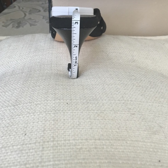 Mules - Picture 2 of 4