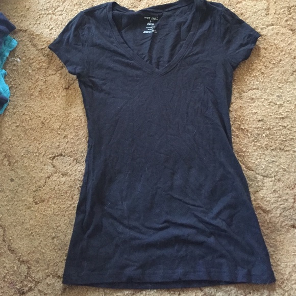 V-next shirt
