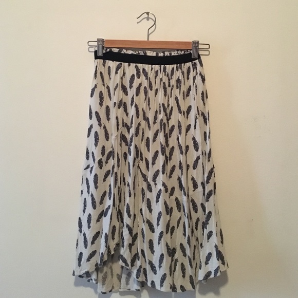 H&M midi feather print skirt
