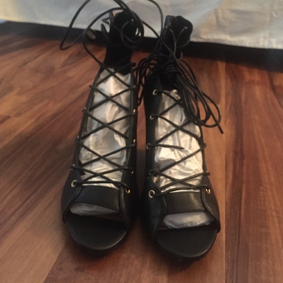 Leila stone never before worn lace up wedges!