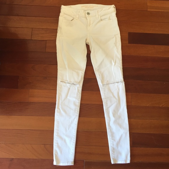 White American eagle jeans