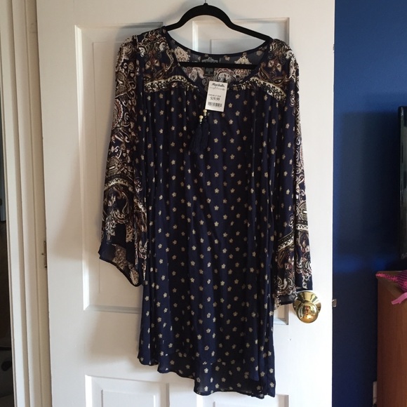 Navy blue paisley shift dress 3/4 length sleeves