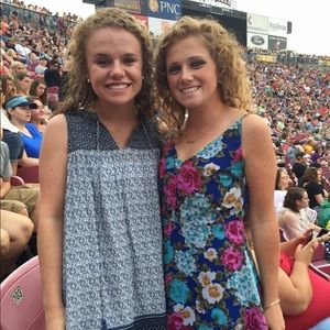 Meet your Posher, Allie