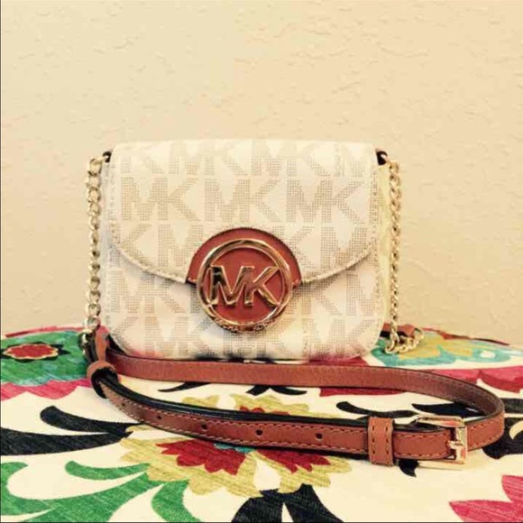 Michael kors purse