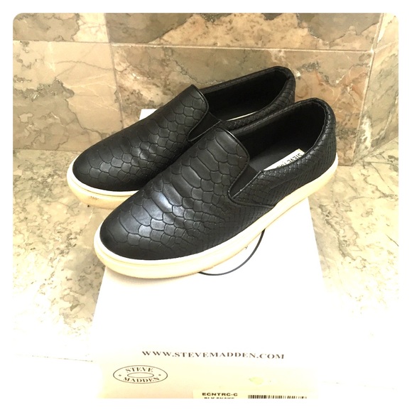 Steve Madden Shoes - Steve Madden Black Snakeskin Slip-on Sneakers