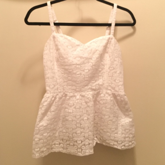 Lilly Pulitzer white lace peplum top
