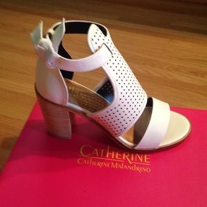 Catherine Malandrino white sandals wood heel - NWT