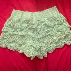 Tiered lace shorts in Mint (more colors available)