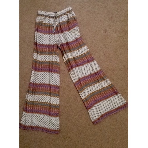 Flowy American Eagle Pants