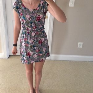 Floral print dress.