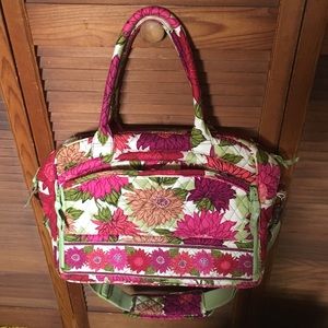 SOLD Vera Bradley Hello Dahlia! Metropolitan
