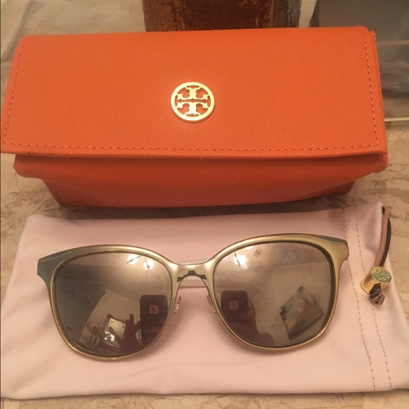 Tory Burch gold mirrored sunglasses