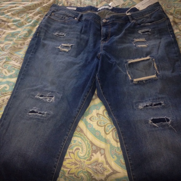 distressed NWT torrid jeans