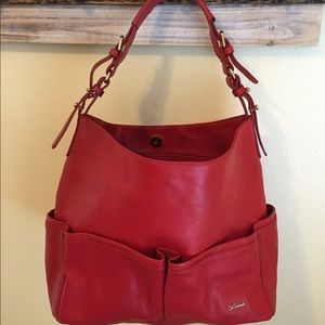 NEWLY REDUCED PRICE ‼️ Tre Vero handbag