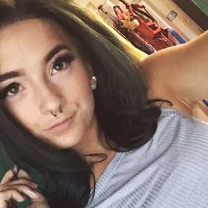 Meet your Posher, Ashlyn