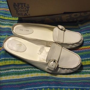 White leather mules