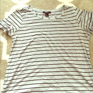 Forever 21 stripped t-shirt with studded color.