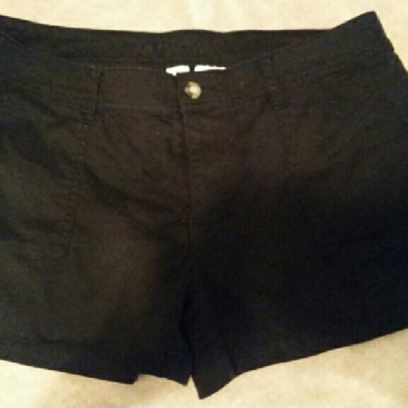 2 pairs Arizona shorts